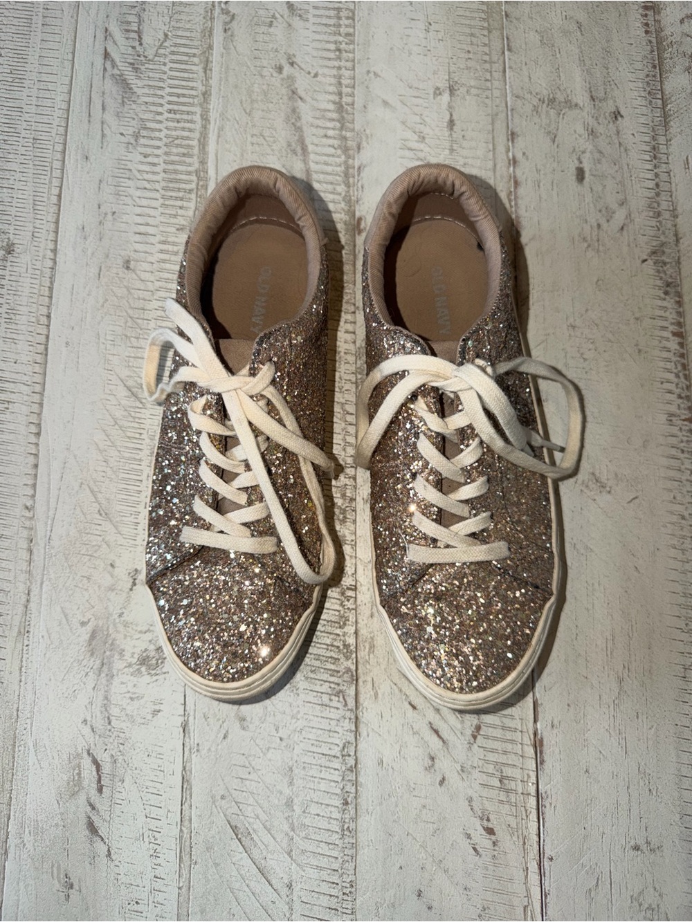 Old Navy Women’s Size 6 Glitter Sneakers - Taupe - Picture 2 of 6